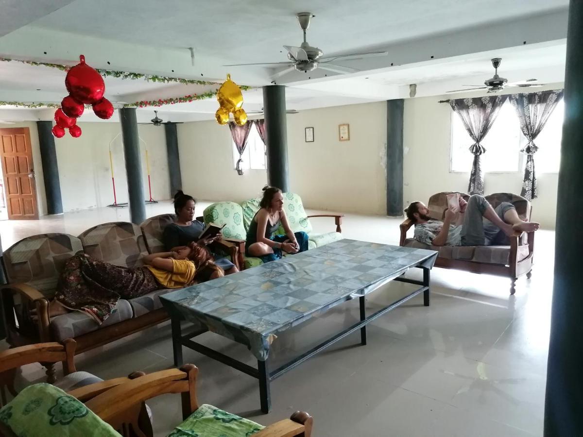 Mulu Diana Homestay Esterno foto